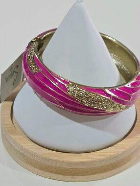 Nordstrom Sequin NYC Pink Enamel & Sparkling Crystals Hinged Bangle NWT